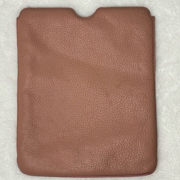 Miu Miu Pink Leather Studded iPad Case - Picture 2 of 12